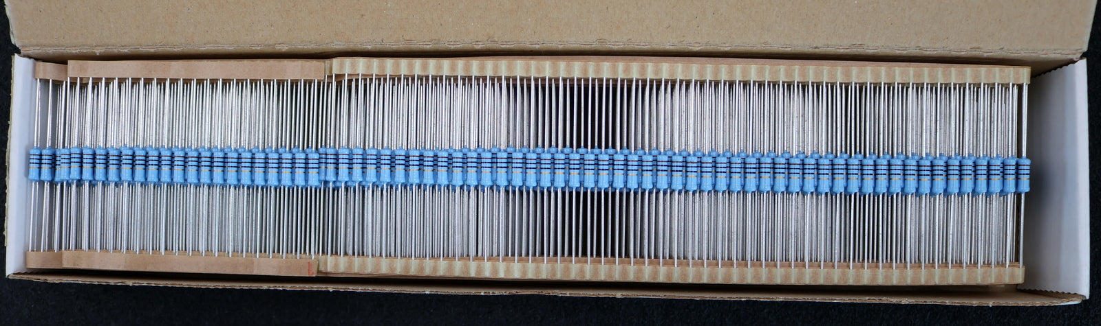 Bild des Artikels BEYSCHLAG-1000x-Metallschichtwiderstände-10Ω-10-Ohm-Toleranz-5%