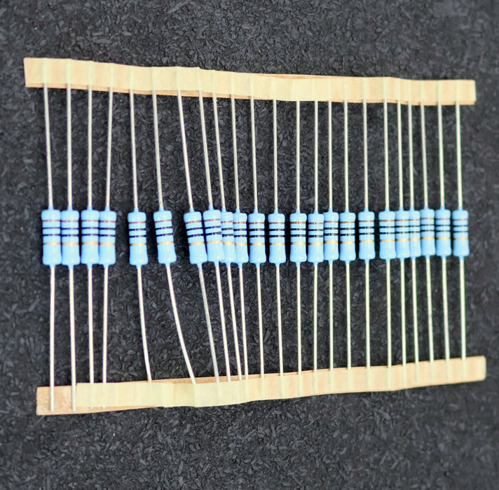 Bild des Artikels BEYSCHLAG-500x-Metallschichtwiderstände-10Ω-10-Ohm-Toleranz-5%-Model-MBE-0414-50