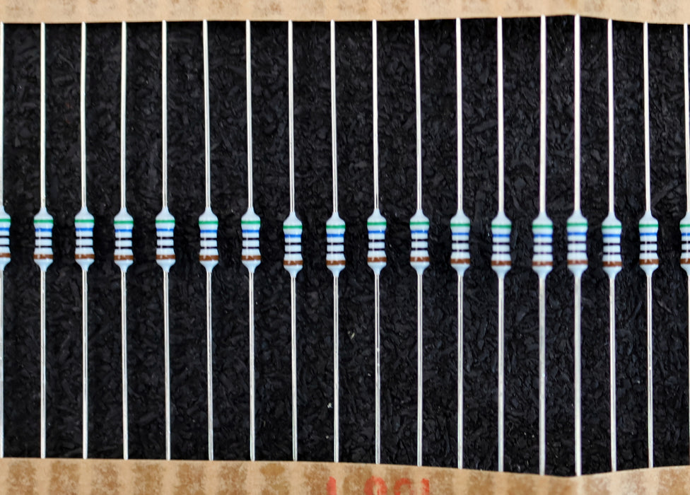 Bild des Artikels BEYSCHLAG-600x-Metallschichtwiderstände-560Ω-560-Ohm-Toleranz-1%