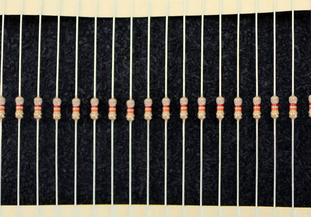 Bild des Artikels ROHM-3000x-Metallschichtwiderstände-82kΩ-1/4W-82000-Ohm-Toleranz-5%-Model-CFR25