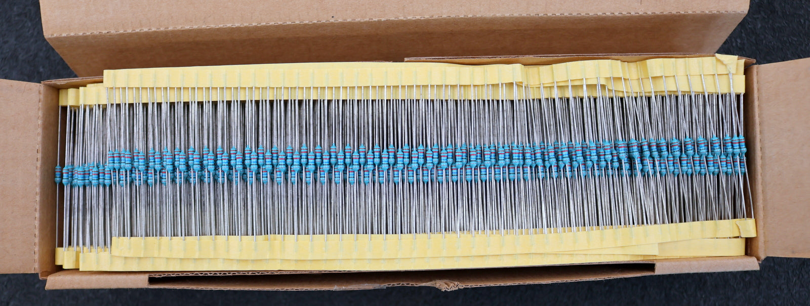 Bild des Artikels ASJ-1900x-Metallschichtwiderstände-80,6kΩ-80600-Ohm-Toleranz-1%-Model-MF0207