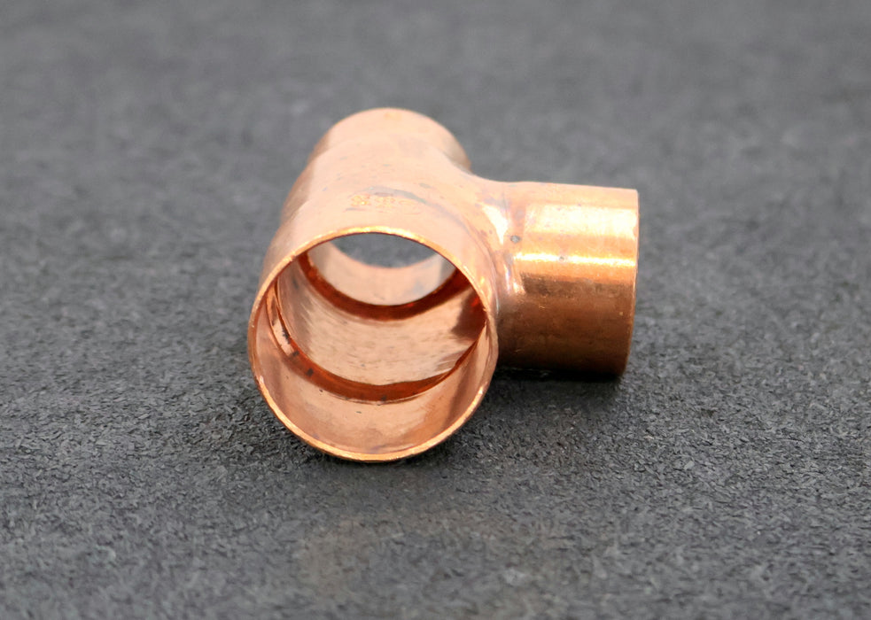 Bild des Artikels Kupfer-Lötfitting-T-Stück-Abzweig-und-Durchgang-reduziert-DN35x28x28mm-unbenutzt