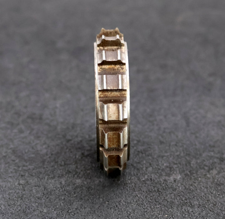 Bild des Artikels RAXA-GARANT-Keilwellen-Formfräser-6-Keile-21f7x25x5e8mm-Ø76x12xØ40mm-mit-Höcker-
