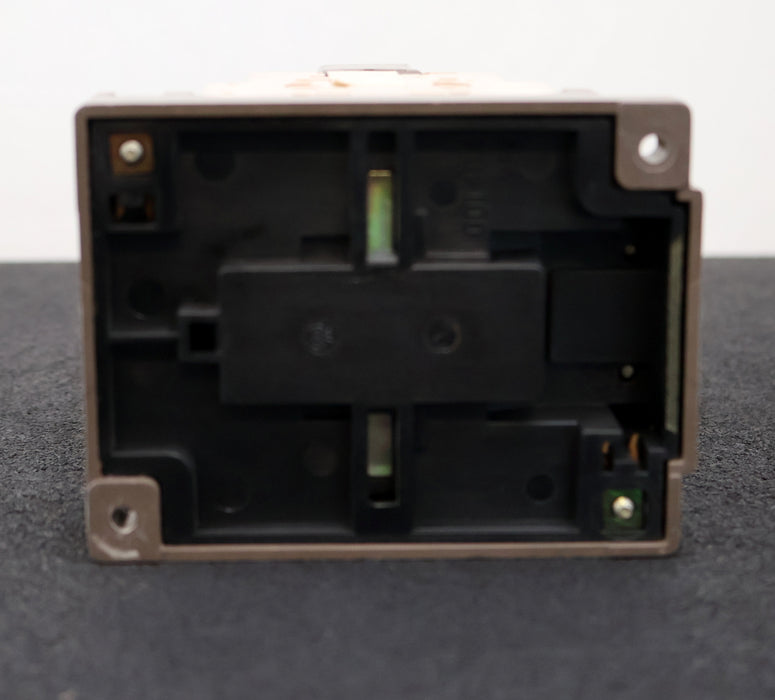 Bild des Artikels SIEMENS-Leistungsschütz-3TF46-Spulenspannung-183-220V-50/60Hz-gebraucht