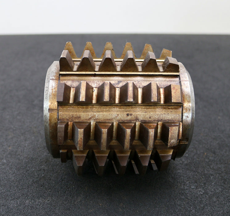 Bild des Artikels SAAZOR-Zahnrad-Wälzfräser-gear-hob-Fertigfräser-m=-6mm-20°-EGW-Ø131x131xØ40mm