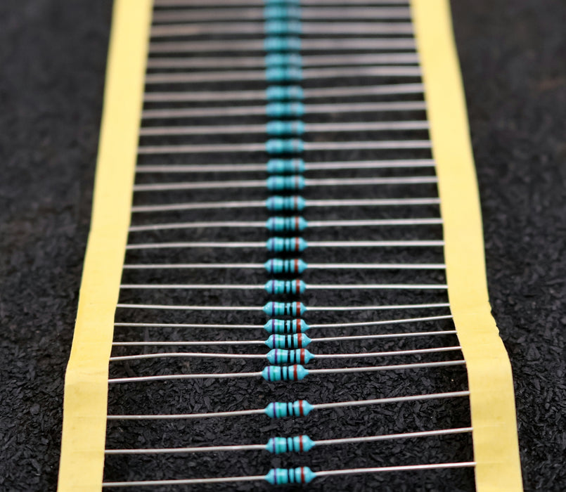 Bild des Artikels 800x-Metallschichtwiderstände-750Ω-750-Ohm-Toleranz-1%-Metal-Film-Resistors
