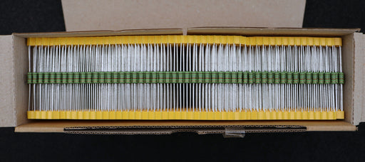 Bild des Artikels KOA-1900x-Metallschichtwiderstände-1,8kΩ-1800-Ohm-Toleranz-5%-SPR1CT52A182J