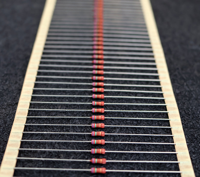 Bild des Artikels 900x-Metallschichtwiderstände-750Ω-750-Ohm-Toleranz-5%-Model-PR01-unbenutzt