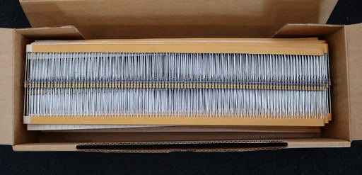 Bild des Artikels 2500x-Metallschichtwiderstände-680kΩ-680000-Ohm-Toleranz-5%-Metal-Film-Resistors