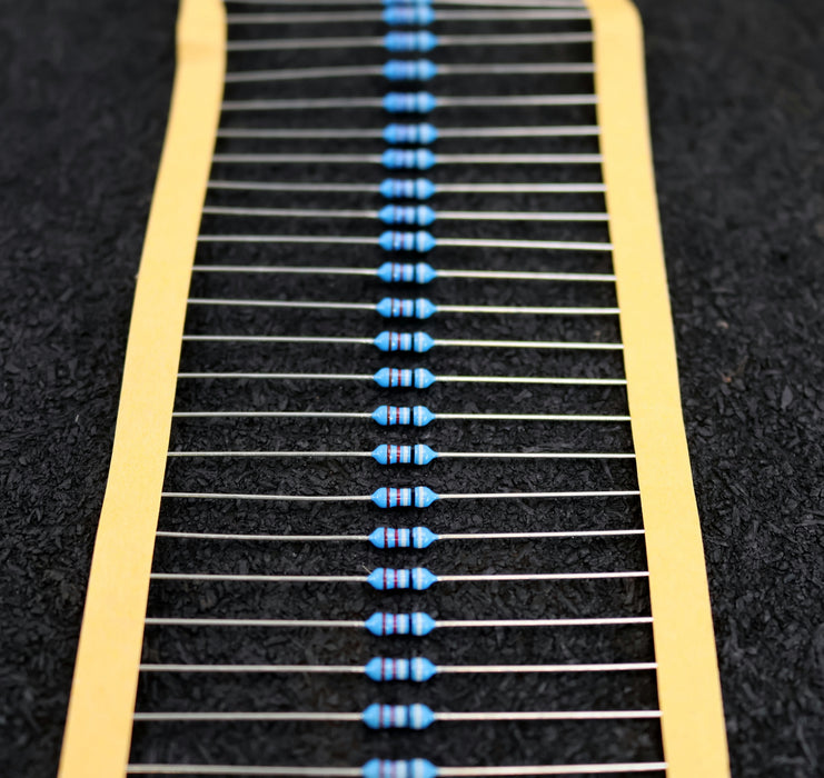 Bild des Artikels 1300x-Metallschichtwiderstände-90,9kΩ-90900-Ohm-Toleranz-1%-Model-MK2-unbenutzt