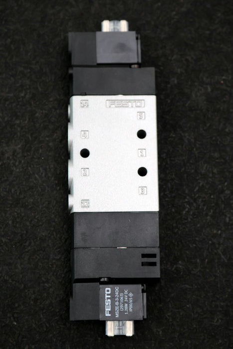 Bild des Artikels FESTO-Magnetventil-CPE14-M1BH-5/3E-1/8-Art.Nr.-196935-unbenutzt-in-OVP