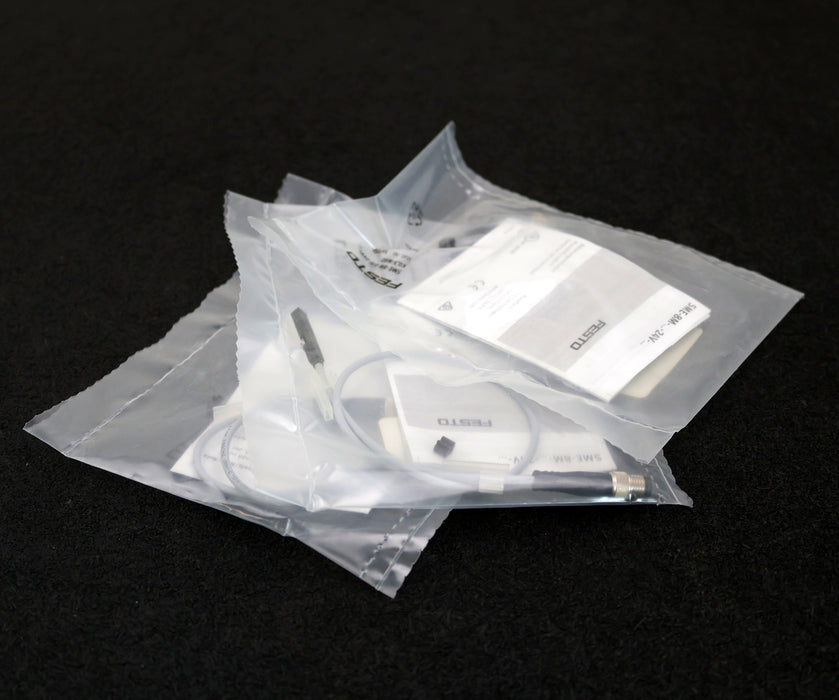 Bild des Artikels FESTO-3x-Näherungsschalter-SME-8M-DS-24V-K0,3-M8D-Art.Nr.-543861-unbenutzt