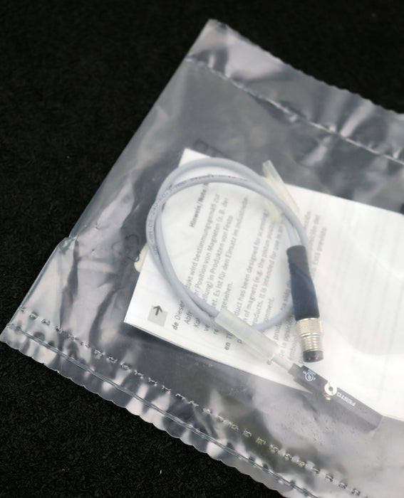 Bild des Artikels FESTO-3x-Näherungsschalter-SME-8M-DS-24V-K0,3-M8D-Art.Nr.-543861-unbenutzt