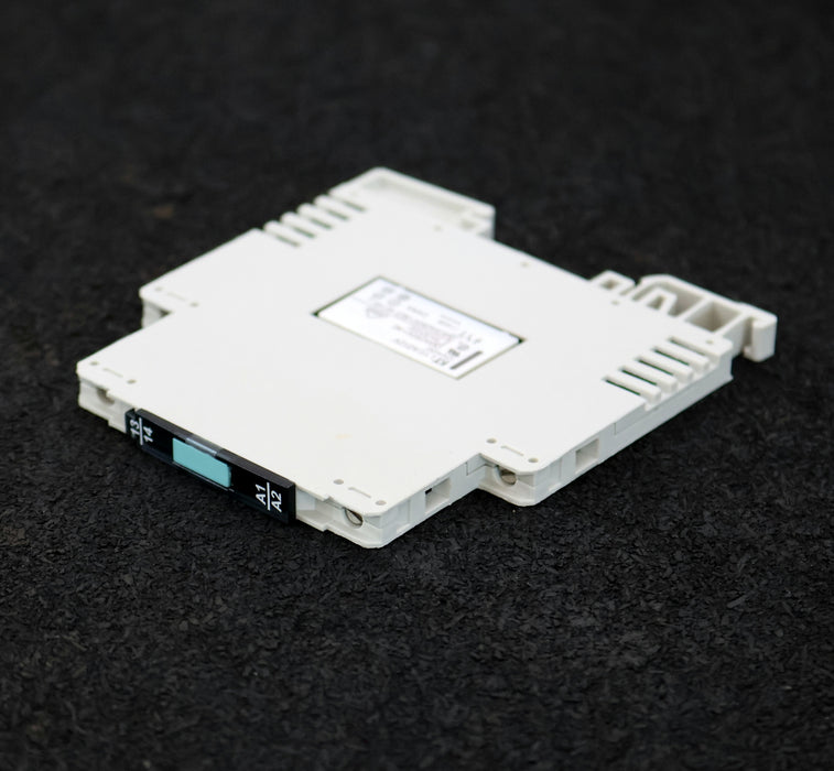 Bild des Artikels SIEMENS-Eingangskoppelglied-Relaiskoppler-3TX7004-2MB02-24V-0,5W-230V-3A-24V-1A