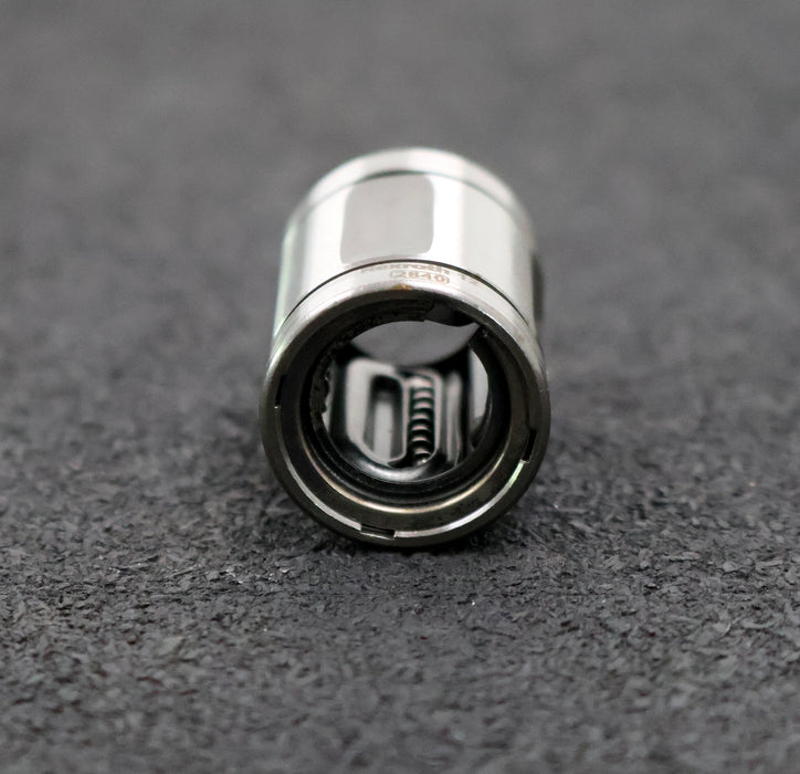 Bild des Artikels REXROTH-Kugelbüchse-MNR:-R060001200-für-WellenØ-12mm-unbenutzt-in-OVP