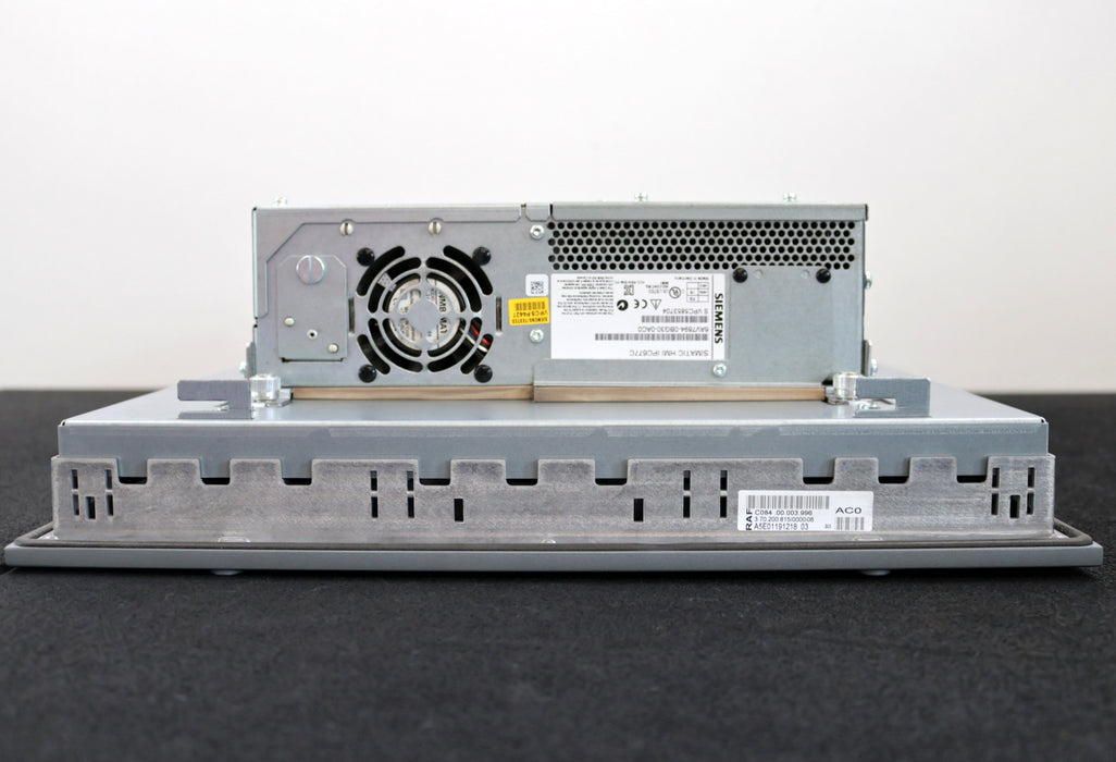 Bild des Artikels SIEMENS-SIMATIC-HMI-IPC677C-Panel-PC-6AV7894-0BG30-0AC0-Vers.-18-gebraucht