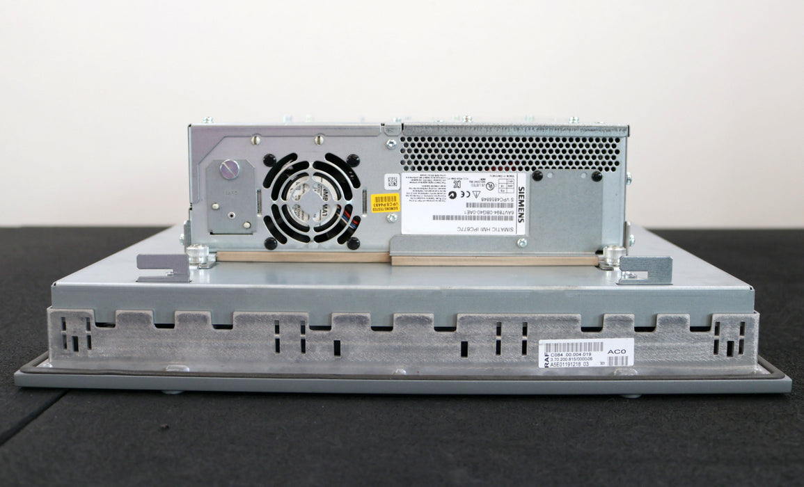 Bild des Artikels SIEMENS-SIMATIC-HMI-IPC677C-Panel-PC-6AV7894-0BG40-0AE1-Vers.-18-gebraucht