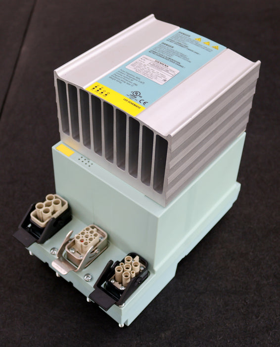 Bild des Artikels SIEMENS-ET200pro-FC-F-Frequenzumrichter-6SL3235-0TE21-1SB0-Input-380-480V