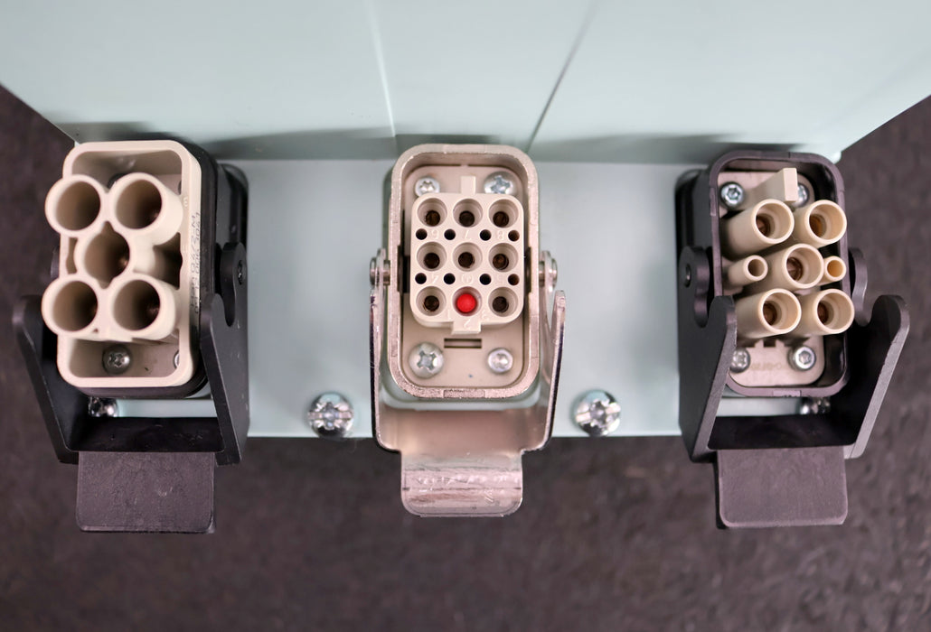 Bild des Artikels SIEMENS-ET200pro-FC-F-Frequenzumrichter-6SL3235-0TE21-1SB0-Input-380-480V
