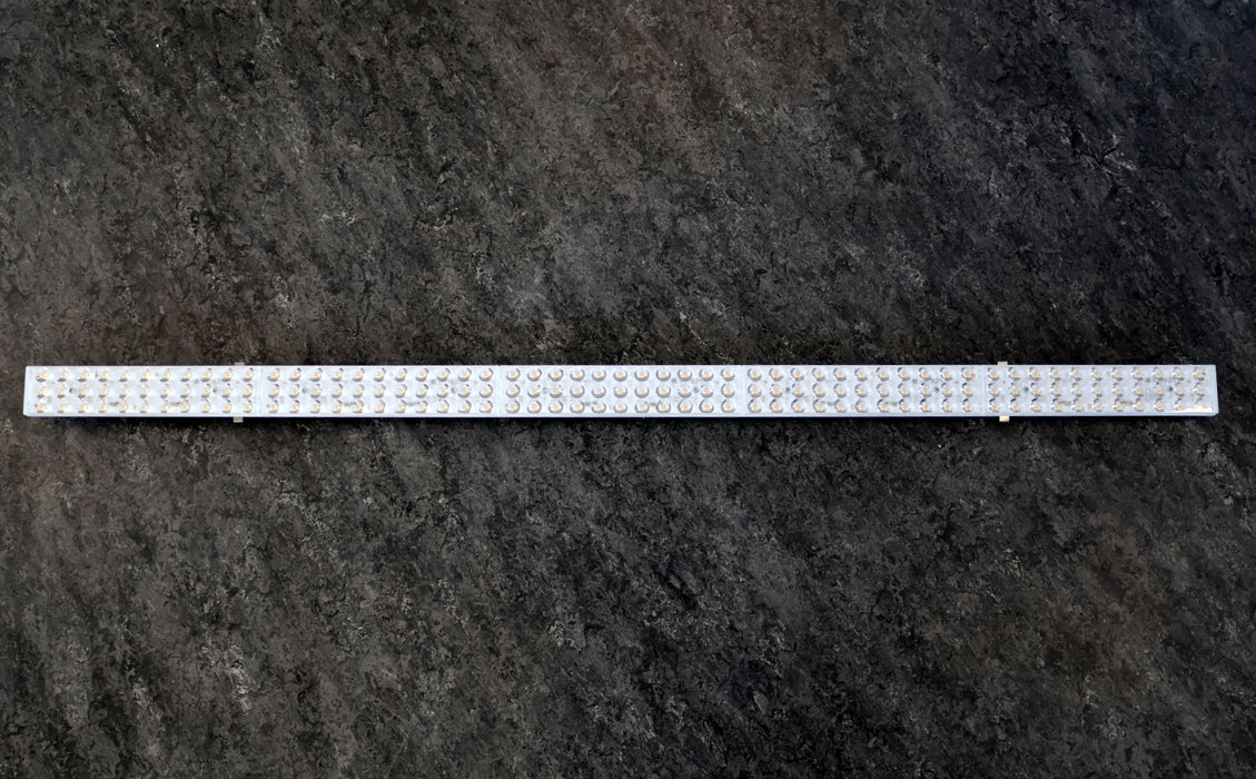 Bild des Artikels TRILUX-E-LINE-LED-4x-Geräteträger-7650-TB-LED8000-840-tief-breit-strahlend