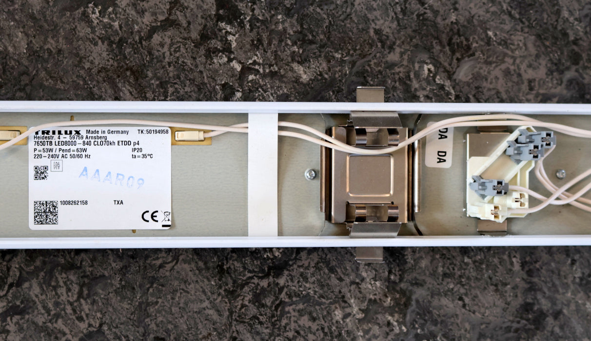 Bild des Artikels TRILUX-E-LINE-LED-4x-Geräteträger-7650-TB-LED8000-840-tief-breit-strahlend