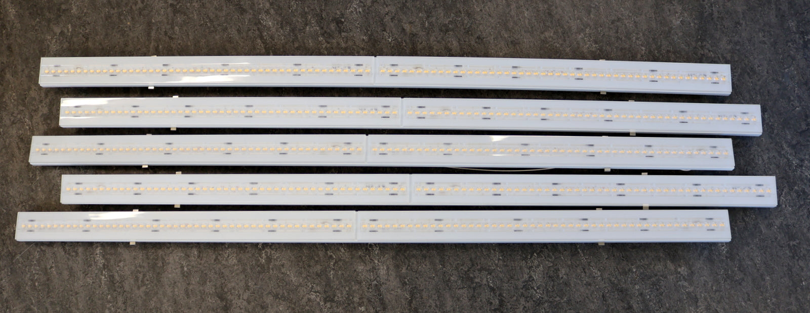 Bild des Artikels TRILUX-5x-LED-Geräteträger-für-E-Line-Lichtbandsystem-7651