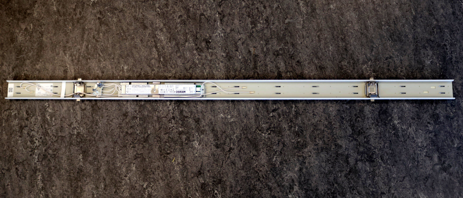 Bild des Artikels TRILUX-5x-LED-Geräteträger-für-E-Line-Lichtbandsystem-7651