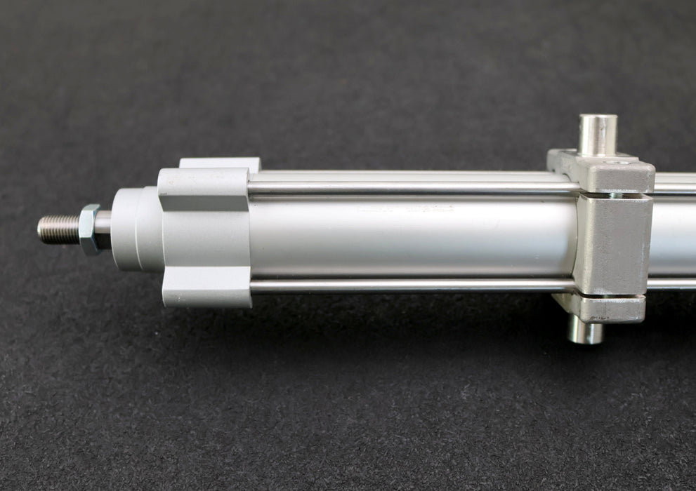 Bild des Artikels FESTO-Normzylinder-DSBG-40-320-PPVA-N3-200V-Mat.Nr.-1645477-KolbenØ-40mm
