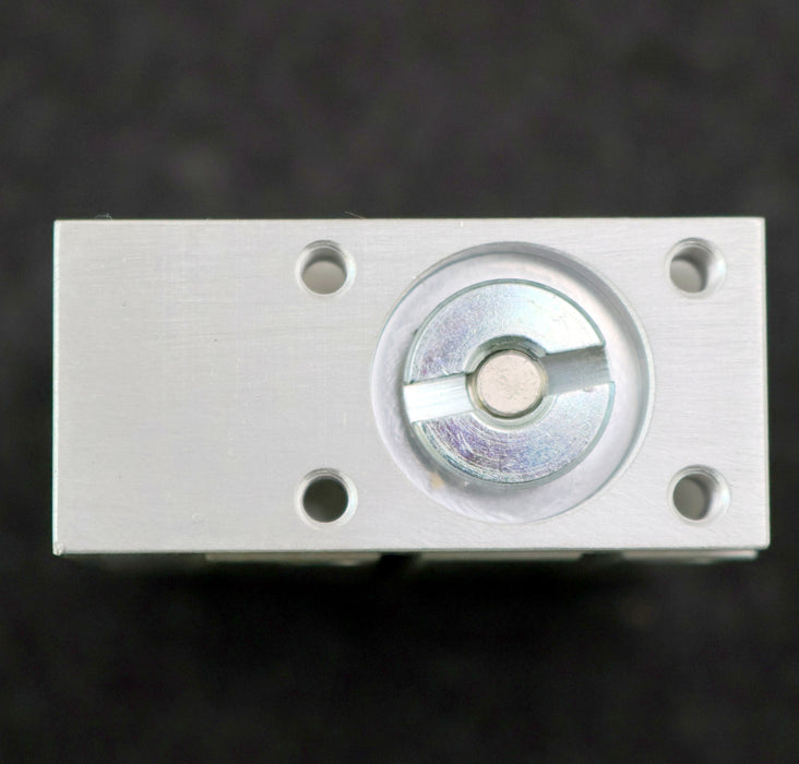 Bild des Artikels FESTO-Mini-Schlitten-SLS-16-30-P-A-Mat.Nr.-170502-KolbenØ-16mm-Hub-30mm-1-10bar