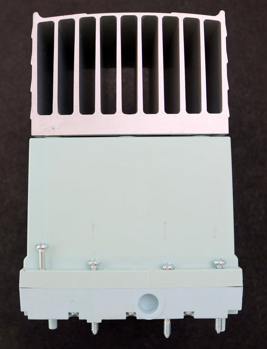 Bild des Artikels SIEMENS-ET200pro-FC-F-Frequenzumrichter-6SL3235-0TE21-1SB0-Gehäuse-angebrochen