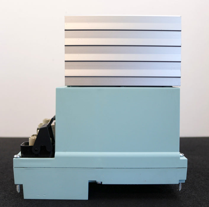 Bild des Artikels SIEMENS-ET200pro-FC-F-Frequenzumrichter-6SL3235-0TE21-1SB0-Gehäuse-beschädigt