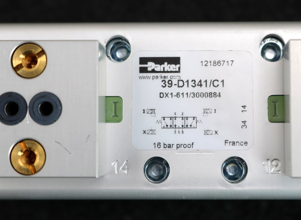 Bild des Artikels PARKER-5/3-Wegeventil-Typ-DX1-611/3000884-16bar-24V-115GR-unbenutzt-in-OVP