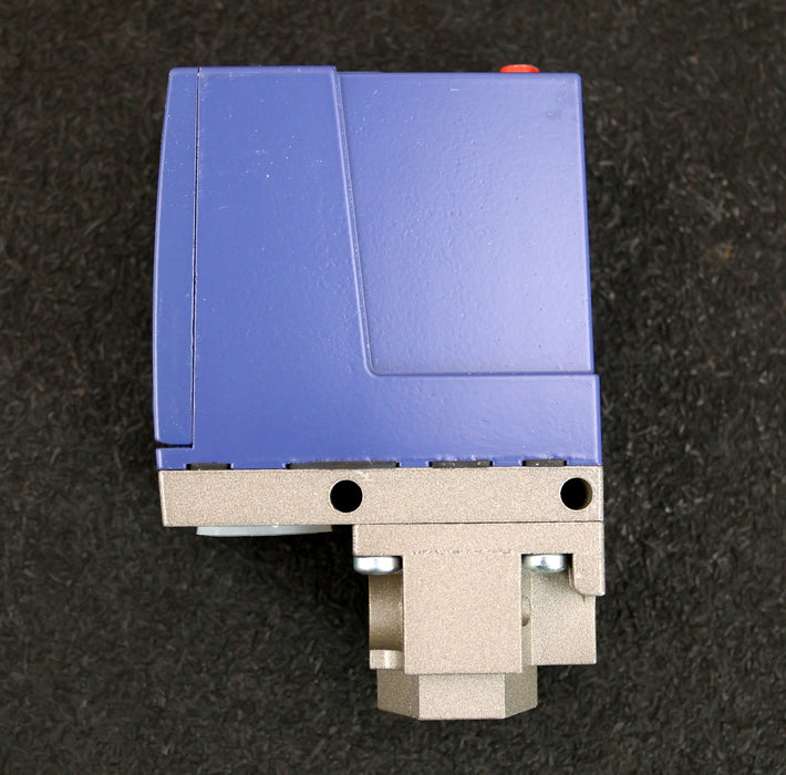 Bild des Artikels TELEMECANIQUE-Druckschalter-Pressure-Switch-XML-A070D1S11-70bar-unbenutzt