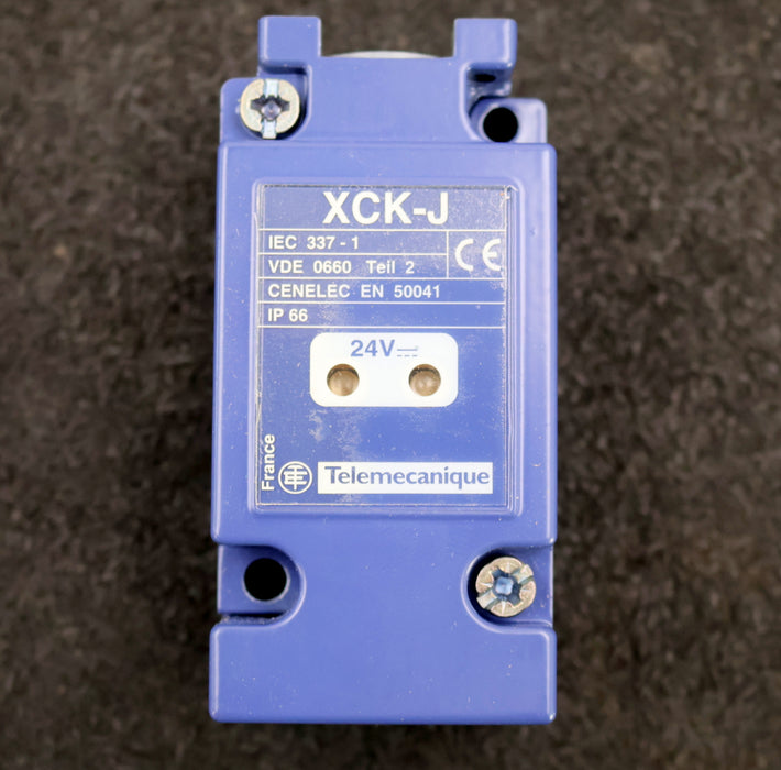 Bild des Artikels TELEMECANIQUE-Hilfsschaltergehäuse-Limit-switch-body-Typ-ZCKJ1121-Art.Nr.-077491