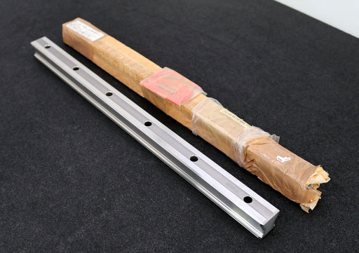 Bild des Artikels REXROTH-Kugelschiene-Baugröße-30-MNR:-R160570231-Länge-462mm-unbenutzt