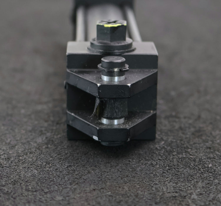 Bild des Artikels PARKER-Hydraulikzylinder-mit-Kuppelbolzen-HMI-240829050052641-max.-210bar