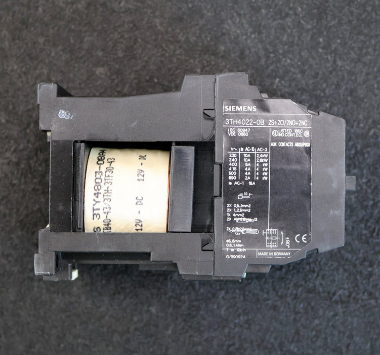 Bild des Artikels SIEMENS-Hilfsschütz-3TH4022-0BA4-Spulenspannung-12VDC-unbenutzt-in-OVP