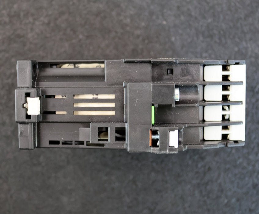 Bild des Artikels SIEMENS-Hilfsschütz-3TH4022-0BA4-Spulenspannung-12VDC-unbenutzt-in-OVP