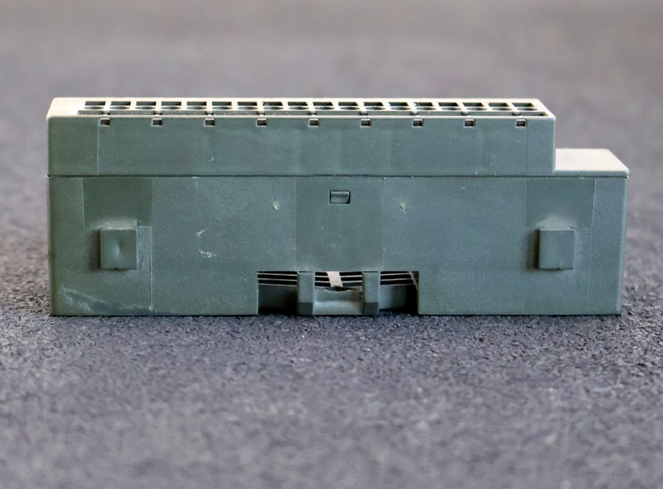 Bild des Artikels SIEMENS-SIMATIC-2x-ADD-ON-Terminal-Block-6ES7120-1BH00-0AA0-gebraucht