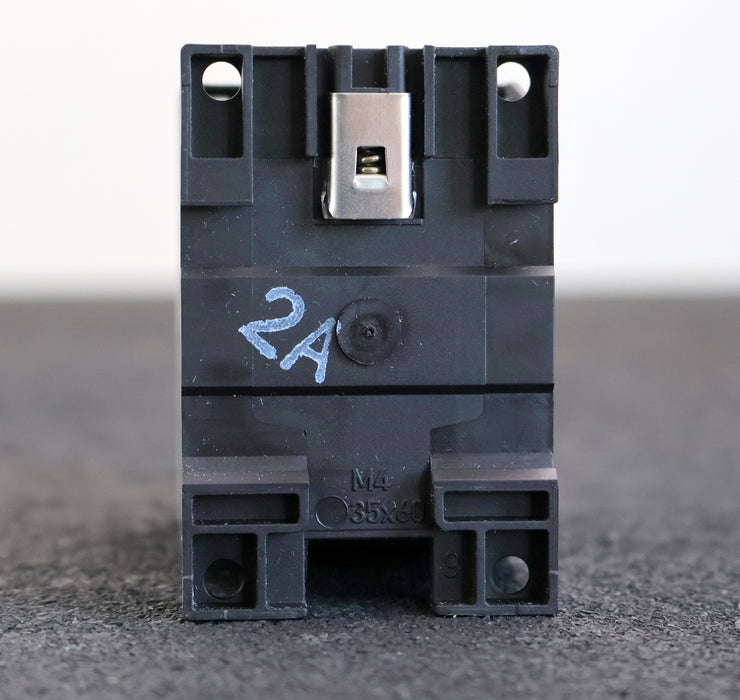 Bild des Artikels EATON-MOELLER-2x-Leistungsschütz-DIL-M9-10-Spulenspannung-230V-50Hz-/-240V-60Hz