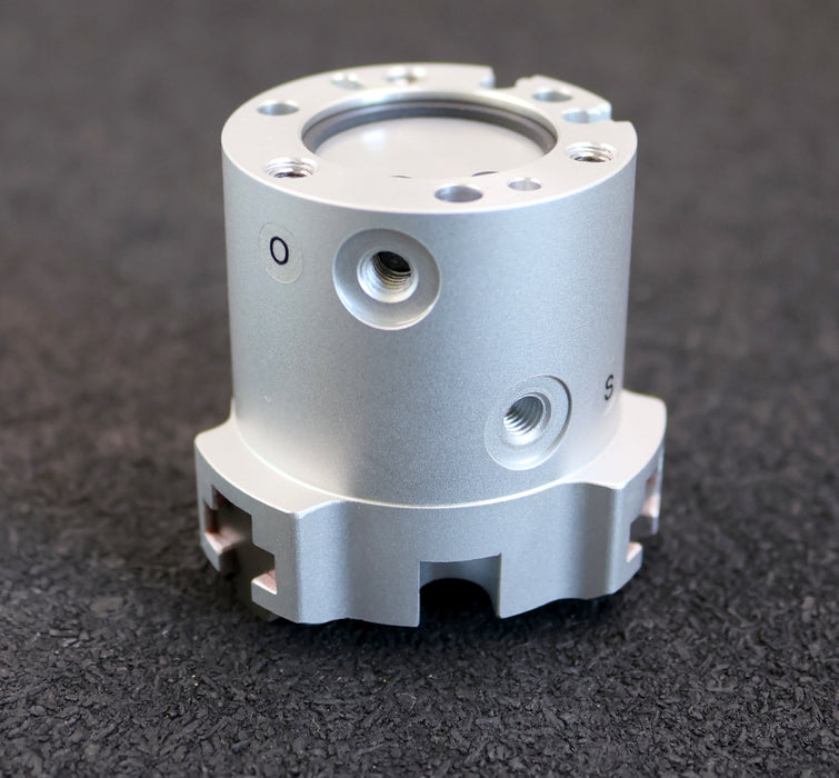 Bild des Artikels SMC-3-Finger-Parallel-Greifer-MHSL3-25D-0,2-0,6MPa-unbenutzt-in-OVP