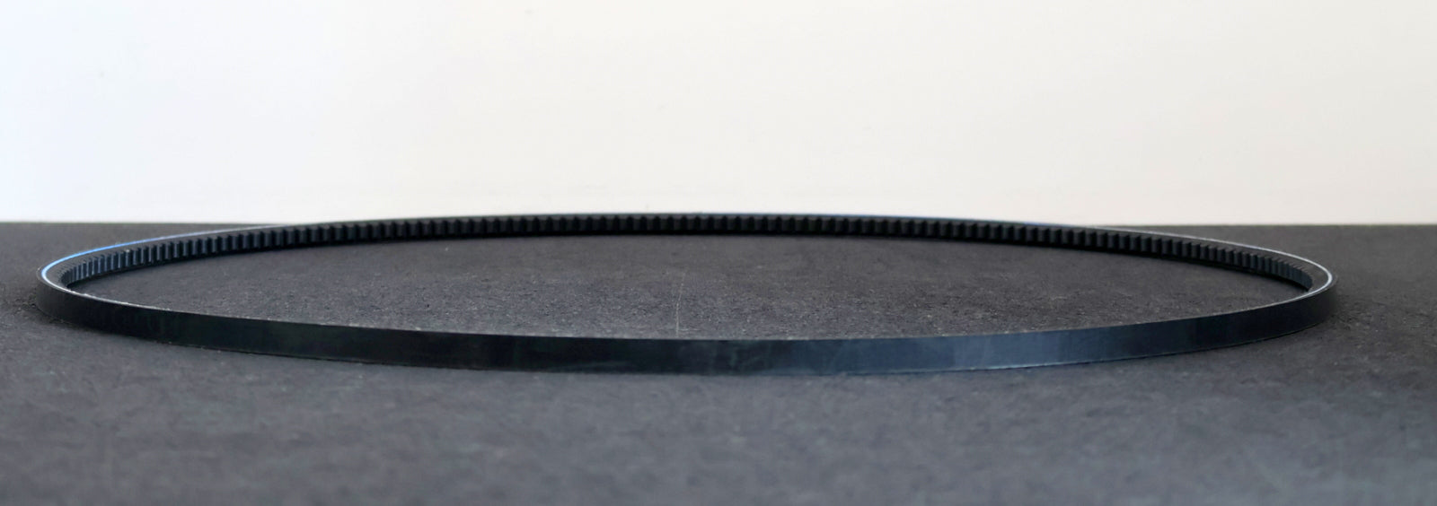 Bild des Artikels GATES-QUAD-POWER-4-Keilriemen-gezahnt-XPA1650-Breite-12,7mm-Länge-1650mm