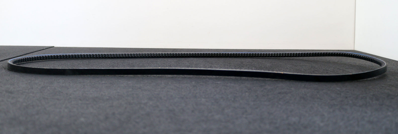 Bild des Artikels GATES-QUAD-POWER-4-Keilriemen-gezahnt-XPA1800-Breite-12,7mm-Länge-1800mm