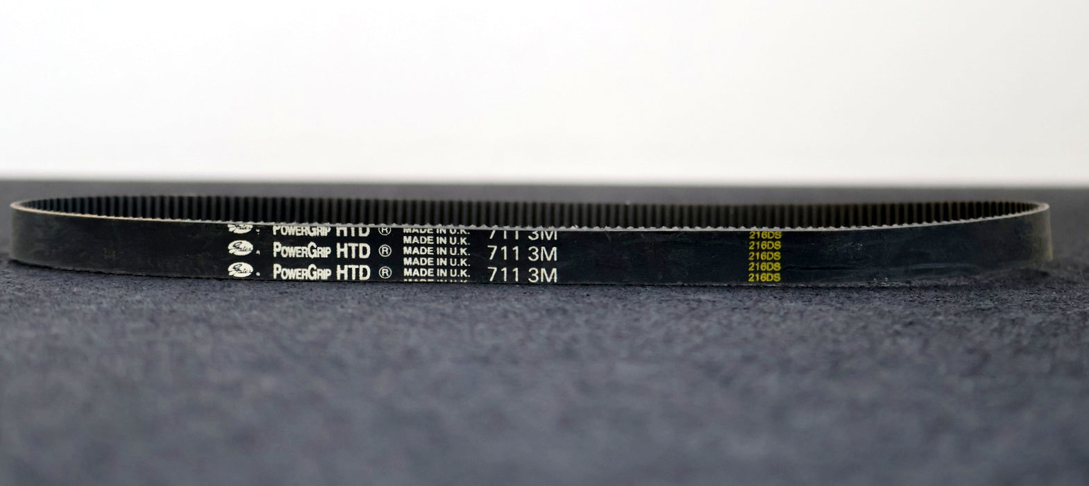 Bild des Artikels GATES-POWER-GRIP-HTD-2x-Zahnriemen-Timing-belt-3M-Breite-15mm-Länge-711mm