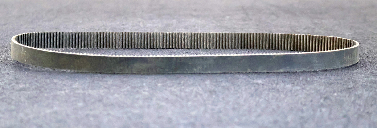Bild des Artikels GATES-POWER-GRIP-HTD-2x-Zahnriemen-Timing-belt-3M-Breite-15mm-Länge-711mm