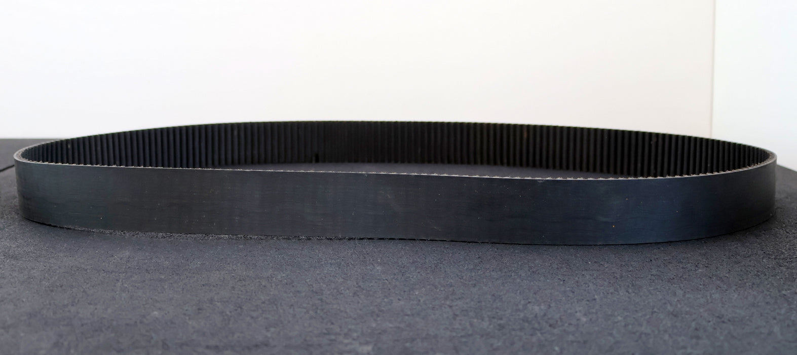Bild des Artikels GATES-POWER-GRIP-GT3-Zahnriemen-Timing-belt-8MGT-Breite-50mm-Länge-1800mm