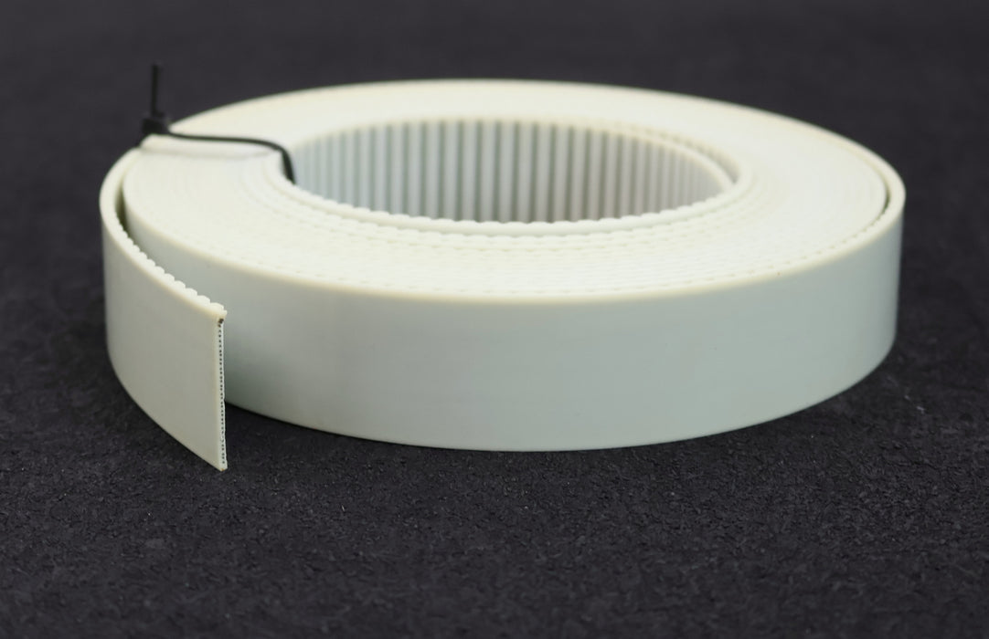 Bild des Artikels 5,5m-Zahnriemen-offen-AT5--B=-32mm-L=-5500mm-unbenutzt