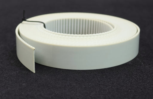 Bild des Artikels 5,5m-Zahnriemen-offen-AT5--B=-32mm-L=-5500mm-unbenutzt