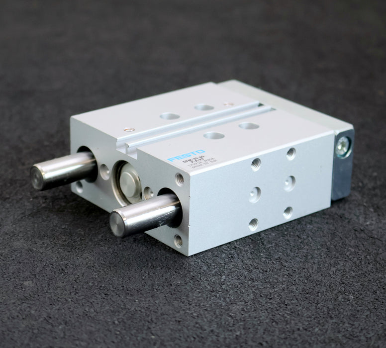 Bild des Artikels FESTO-Kompaktzylinder-DFM-20-40-P-A-KF-Mat.Nr.-170918-KolbenØ-20mm-Hub-40mm