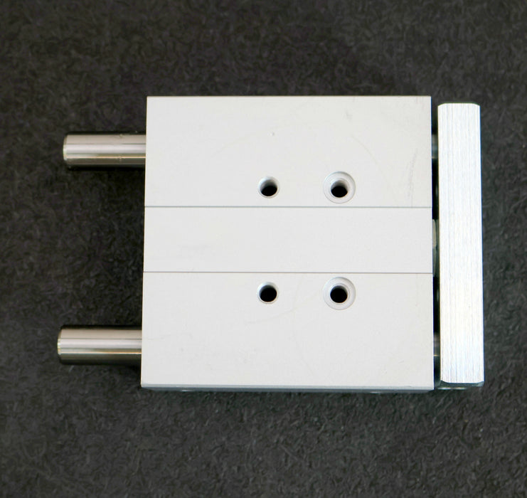 Bild des Artikels FESTO-Kompaktzylinder-DFM-20-40-P-A-KF-Mat.Nr.-170918-KolbenØ-20mm-Hub-40mm